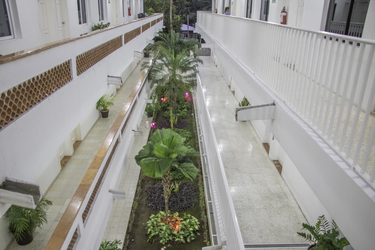 Hotel Casa Blanca Chetumal Exterior photo