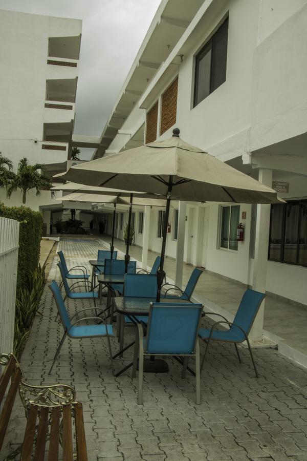 Hotel Casa Blanca Chetumal Exterior photo